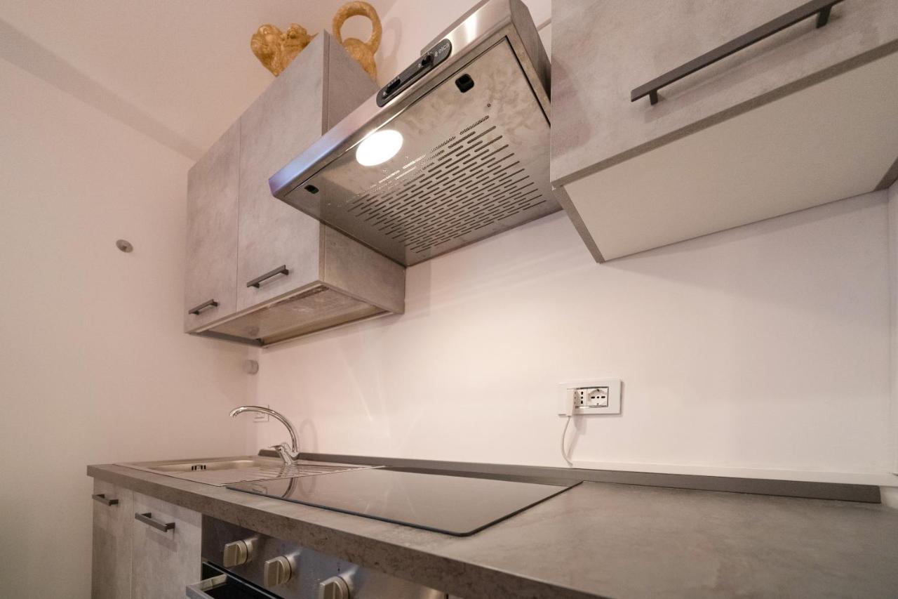Centrale Appartamento Per 4 Persone Venice Luaran gambar